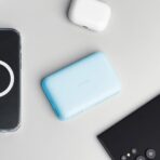 ⁦شاحن باور بانك لاسلكي مغناطيسي 20 وات 10000 مللي امبير في الساعة من جوي روم JR-W020، أزرق فاتح⁩ - الصورة ⁦6⁩