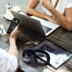 ⁦محول جاك من النوع سي إلى 3.5 ملم من النوع سي إلى 3.5 ملم، محول مقبس صوت لنوع سي دي ال ايه، سماعة رأس بدون استخدام اليدين بخاصية إلغاء الضوضاء⁩ - الصورة ⁦7⁩