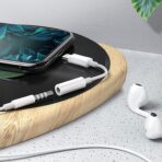 ⁦كونفرت محول لايتنينج لابل الى جاك 3.5 ملم، محول سماعة اذن لايفون.⁩ - الصورة ⁦7⁩