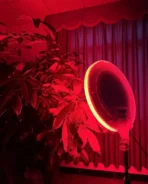 ⁦إضاءة احترافية للتصوير الفوتوغرافي RGB-LED GS-450 | إضاءة حلقية RGB قابلة للتعتيم بقطر 26 سم مع جهاز تحكم عن بعد، سطوع قابل للتعديل وأنماط ألوان متعددة، مثالية للمكياج والبث المباشر وتسجيل الفيديو .⁩ - الصورة ⁦3⁩