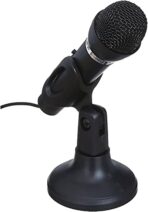 ميكروفون جيجاماكس 3.5 ملم AUX مع حامل أسود GM-20  للغناء والبودكاست والمقابلات ولأغراض الترفيه يحتوي على مقبس صوت 3.5 ملم يوفر اتصالاً متعدد الاستخدامات.