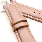 ⁦سوار جلد طبيعي متوافق مع اي ووتش سيريس 1/2/3/4/5/6/7/8/9/10/الترا/الترا2 مقاس 42/44/46/49 تصميم أنيق ومريح للاستخدام اليومي.⁩ - الصورة ⁦2⁩