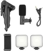 ⁦حامل كاميرا فيديو 5 في 1 من بلوكاما، بمقبض تثبيت وميكروفون ومجموعة إضاءة ليد لأي موبايل ذكي لصناعة الأفلام والفيديوهات الاحترافية (إطار شكل حرف U و2 إضاءة ليد وميكروفون وحامل) موديل (PK-778)⁩ - الصورة ⁦3⁩