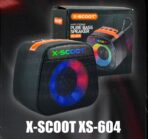 ⁦X-Scoot مكبر صوت X-Scoot XS-604 المحمول الفائق مع صوت جهير نقي بقدرة 8 واط وإضاءة ملونة، مزود ببطارية سعة 1500 مللي أمبير، يدعم بطاقات TF وUSB وAUX وراديو FM.⁩ - الصورة ⁦2⁩