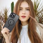 ⁦جراب حماية مغناطيسي شفاف مطفي نحيف مضاد للصدمات متوافق مع ماج سيف للجنسين لموبايل آيفون 13 برو ماكس ، لون أسود⁩ - الصورة ⁦5⁩