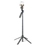 ⁦حامل ثلاثي القوائم لعصا سيلفي Plokama Live-P10 مع إضاءة LED وجهاز تحكم عن بعد بتقنية البلوتوث  بطول 1.80 متر  .⁩ - الصورة ⁦5⁩