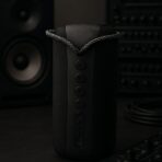 ⁦مشاركة هذا المنتج    Kisonli مكبر صوت كيسونلي Q22 بلس القوي مع مضخم الصوت القوي والمحمول، مقاوم للماء IPX5، 16 واط (8 واط*2)، 1800 مللي أمبير، يدعم TF/USB/AUX/FM⁩ - الصورة ⁦5⁩