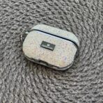 ⁦غطاء حماية من الألماس المتلألئ من سواروفسكي لسماعات AirPods Pro 1 و2⁩ - الصورة ⁦3⁩