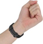 ⁦سوار سيليكون لساعة ريدمي ووتش 2 لايت/مي ووتش لايت الذكية، لون اسود، للبالغين من الجنسين.⁩ - الصورة ⁦6⁩