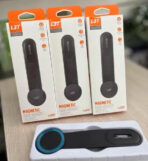 ⁦حامل سيارة مغناطيسي رقم L-908 حامل هاتف احترافي يتميز بتصميم أنيق باللون الأسود مع تقنية مغناطيسية قوية. يوفر هذا الحامل القابل للتخصيص تثبيتاً آمناً للهاتف وخيارات عرض مرنة مع الحفاظ على مظهر بسيط .⁩ - الصورة ⁦3⁩