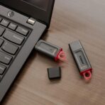 ⁦ذاكرة فلاش Kingston DataTraveler Exodia سعة 256 جيجابايت بمنفذ USB 3.⁩ - الصورة ⁦3⁩