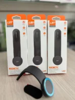 ⁦حامل سيارة مغناطيسي رقم L-908 حامل هاتف احترافي يتميز بتصميم أنيق باللون الأسود مع تقنية مغناطيسية قوية. يوفر هذا الحامل القابل للتخصيص تثبيتاً آمناً للهاتف وخيارات عرض مرنة مع الحفاظ على مظهر بسيط .⁩ - الصورة ⁦6⁩