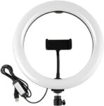 ⁦حلقة اضاءة LED RGB ناعمة MJ38 - حلقة اضاءة قابلة للتعتيم مقاس 10 انش مع حامل ثلاثي القوائم وحامل جوال، 3 اوضاع الوان و10 مستويات سطوع، تعمل بمنفذ USB، حامل قابل للتعديل للمكياج وتيك توك ويوتيوب والبث .⁩ - الصورة ⁦3⁩