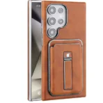 جراب هاتف من الجلد الصناعي عالي الجودة لهاتف Samsung Galaxy S24 Ultra مع حامل بطاقات مغناطيسي .