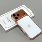 ⁦غطاء مغناطيسي شفاف مع تقنية MagSafe لسلسلة هواتف iPhone 17.⁩ - الصورة ⁦7⁩