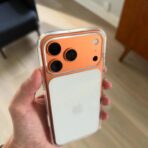 ⁦غطاء مغناطيسي شفاف مع تقنية MagSafe لسلسلة هواتف iPhone 17.⁩ - الصورة ⁦9⁩