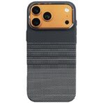 ⁦جراب حماية MagSafe بنسيج كربوني لهاتف iPhone 17 Pro  .⁩ - الصورة ⁦3⁩